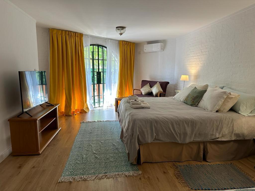 Casona La Chiquita Hotel Chacras de Coria Buitenkant foto