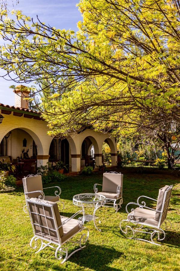 Casona La Chiquita Hotel Chacras de Coria Buitenkant foto